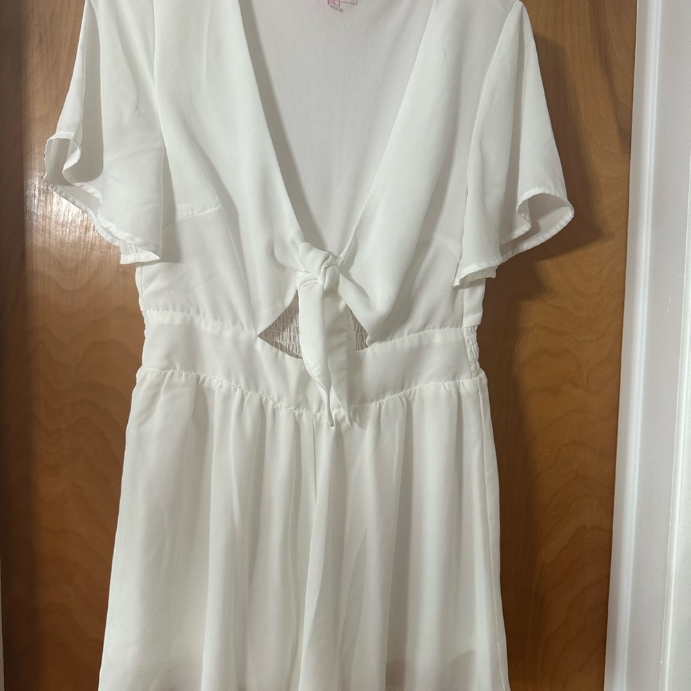 Elegant White Tie-Front Dress